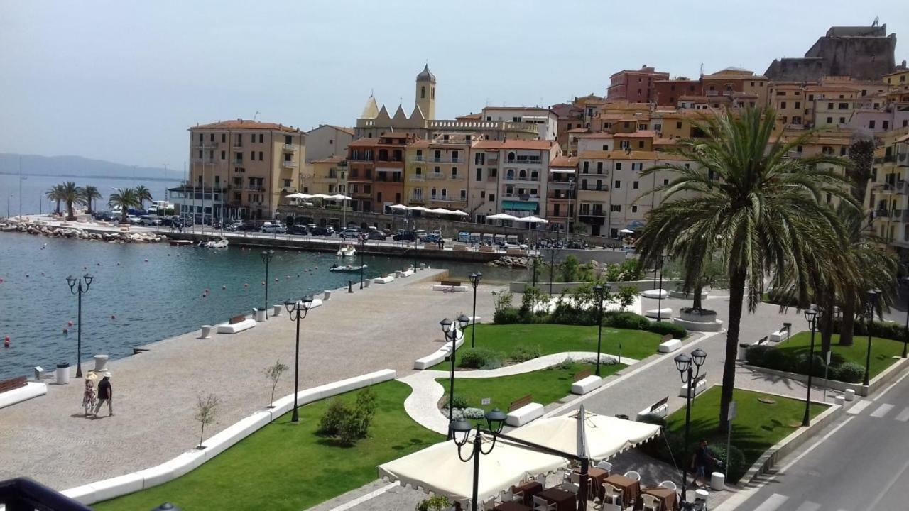 Ampio Monolocale Con Balcone Fronte Mare Villa Porto Santo Stefano  Exterior foto