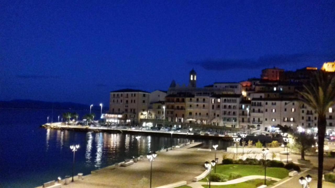 Ampio Monolocale Con Balcone Fronte Mare Villa Porto Santo Stefano  Exterior foto